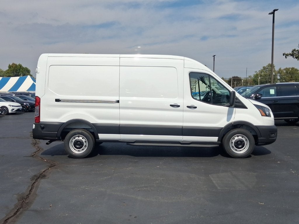 2027 Ford Transit-250 Base