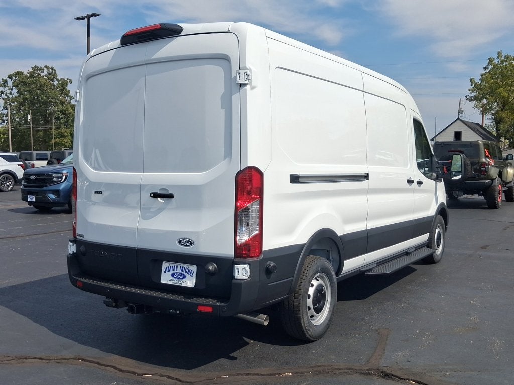 2027 Ford Transit-250 Base
