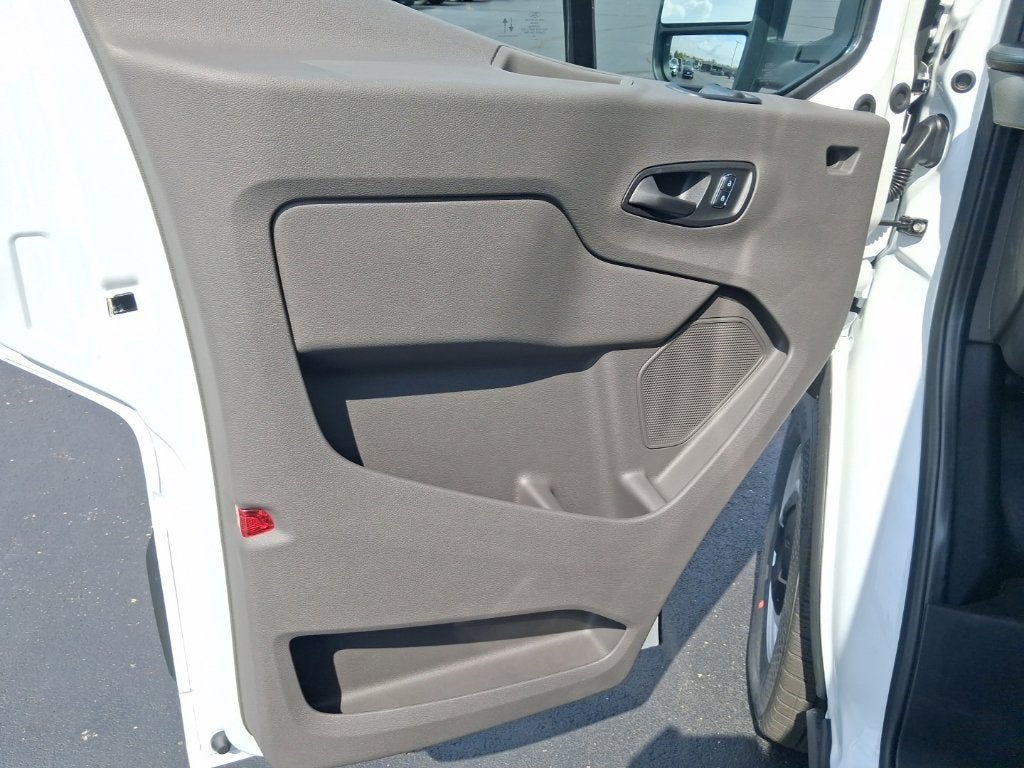 2027 Ford Transit-250 Base
