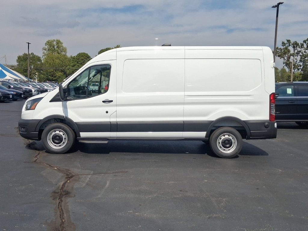 2027 Ford Transit-250 Base