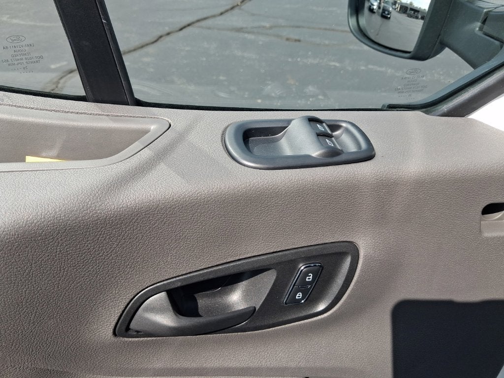 2027 Ford Transit-250 Base