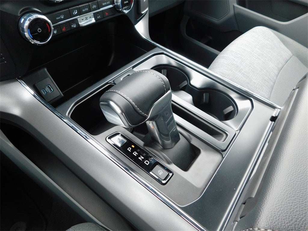 2023 Ford F-150 Lightning XLT