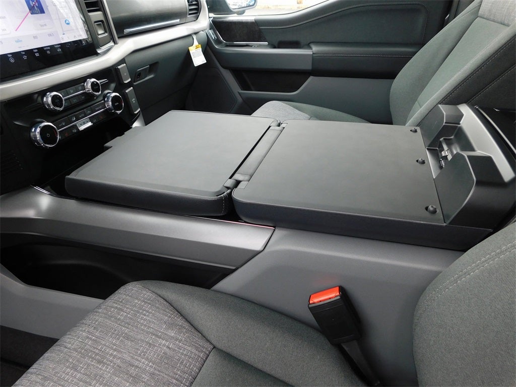 2023 Ford F-150 Lightning XLT