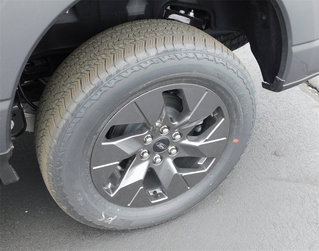 2023 Ford F-150 Lightning XLT