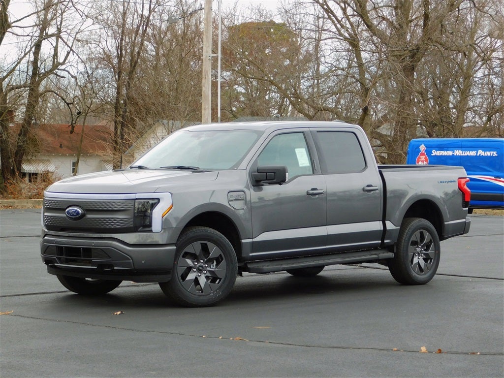2023 Ford F-150 Lightning XLT