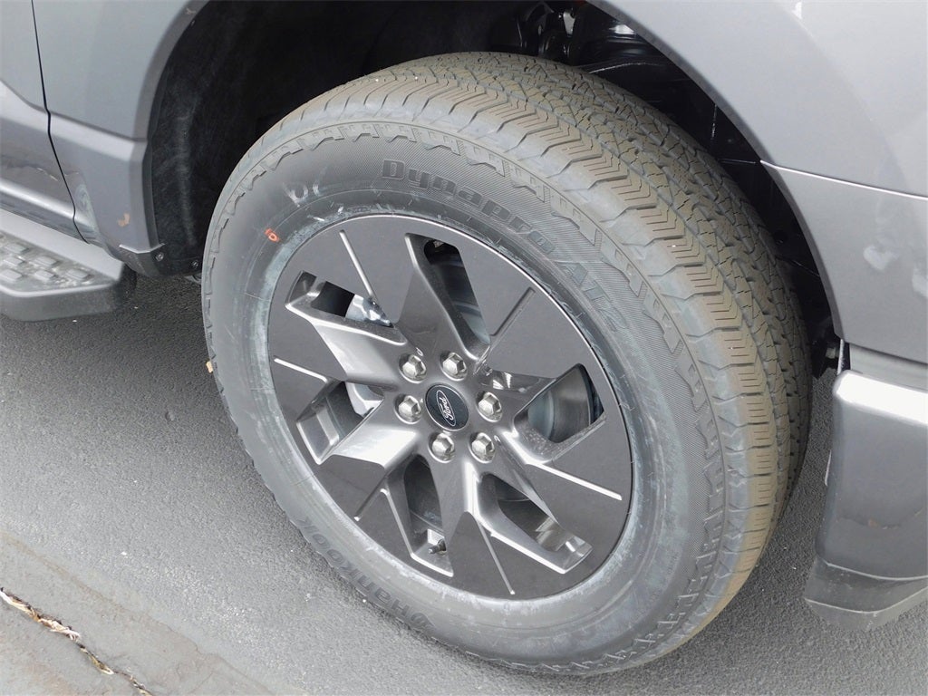 2023 Ford F-150 Lightning XLT