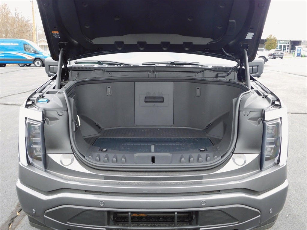 2023 Ford F-150 Lightning XLT