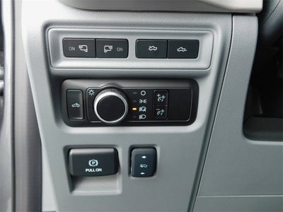 2023 Ford F-150 Lightning XLT