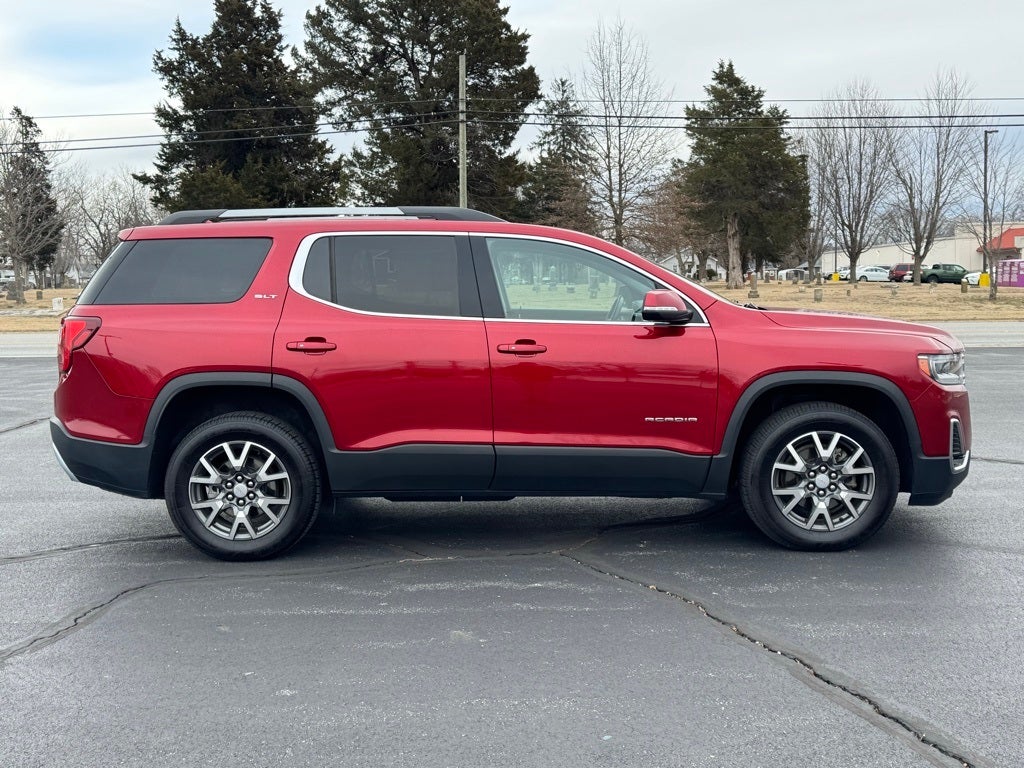 2023 GMC Acadia SLT