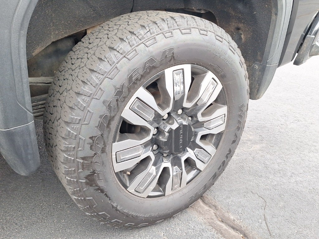 2024 GMC Sierra 2500HD Denali