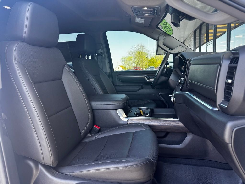 2025 GMC Sierra 3500HD SLT