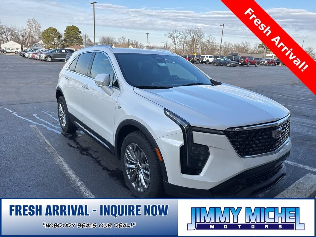2024 Cadillac XT4 Premium Luxury