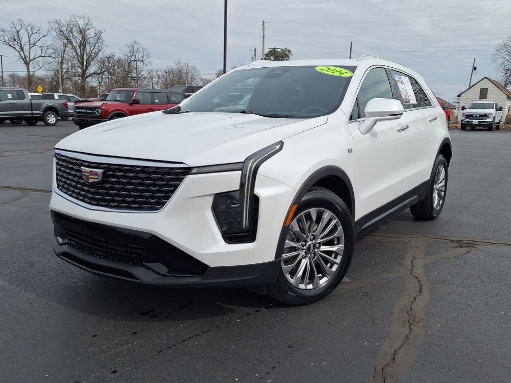2024 Cadillac XT4 Premium Luxury