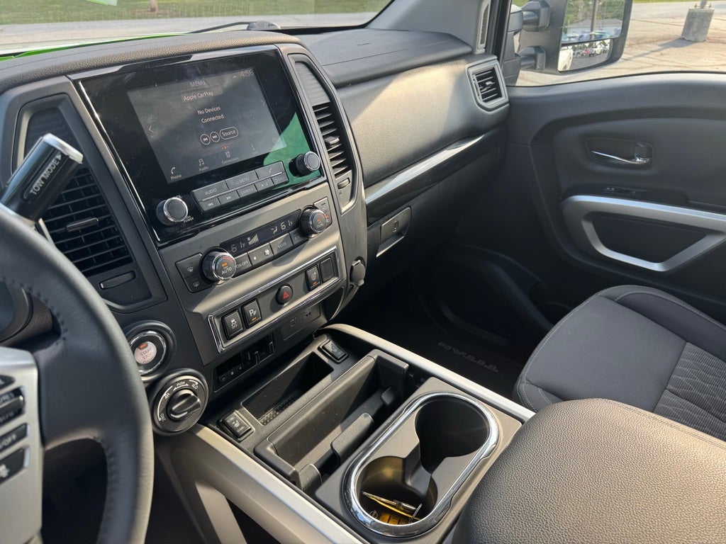 2024 Nissan Titan XD SV