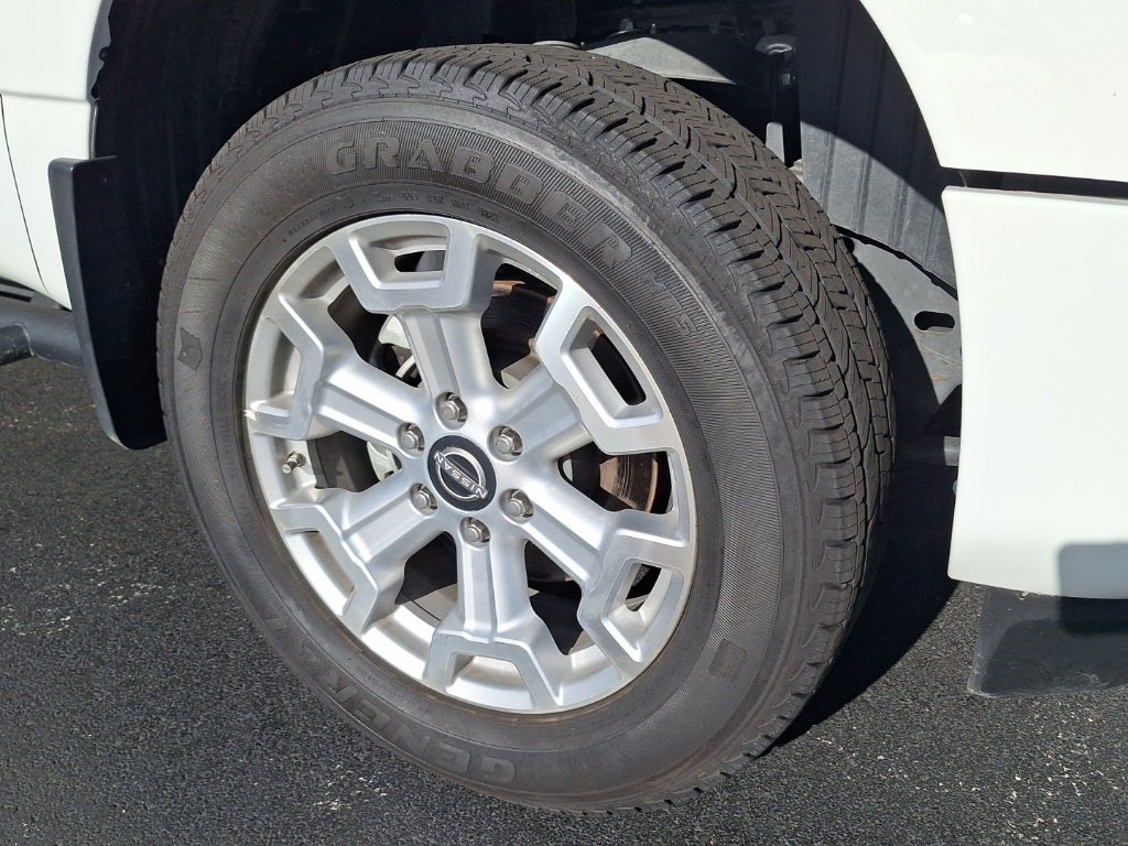 2024 Nissan Titan XD SV