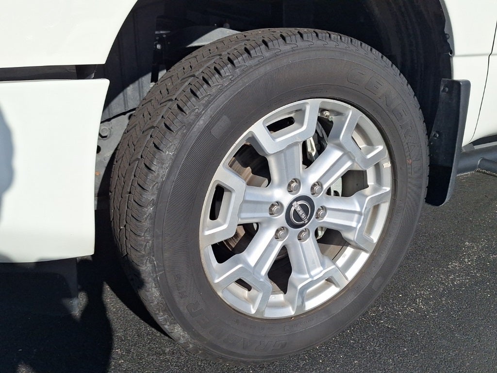 2024 Nissan Titan XD SV