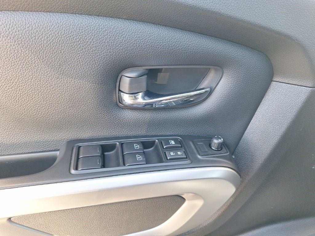 2024 Nissan Titan XD SV