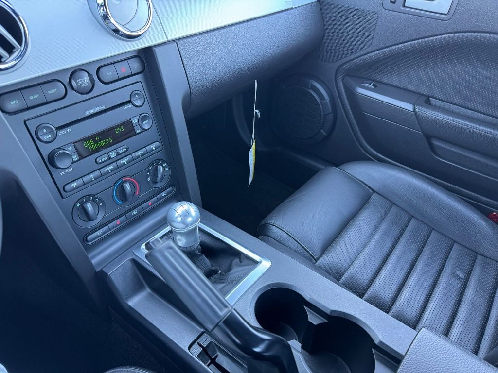 2007 Ford Mustang GT Deluxe