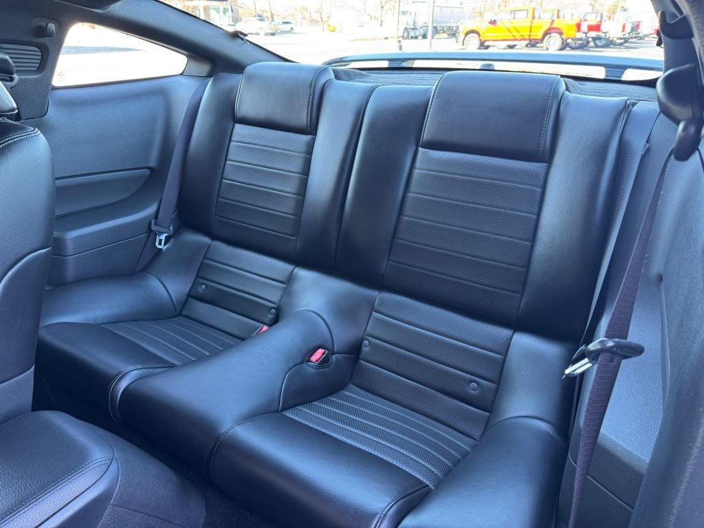 2007 Ford Mustang GT Deluxe