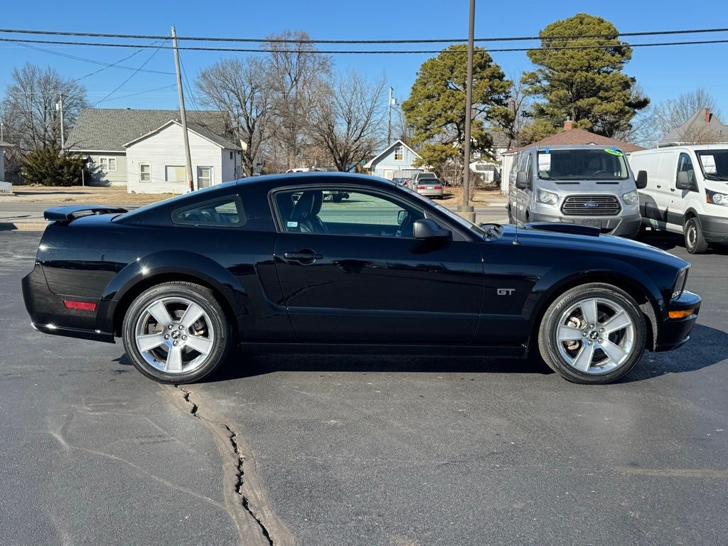 2007 Ford Mustang GT Deluxe