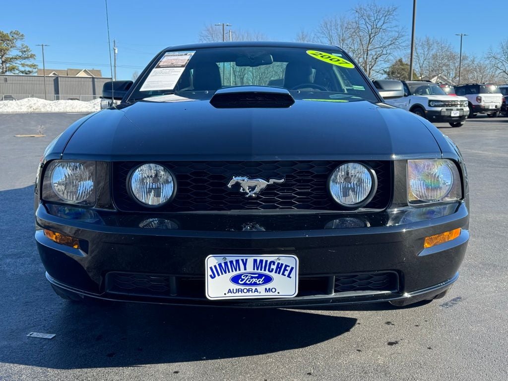 2007 Ford Mustang GT Deluxe