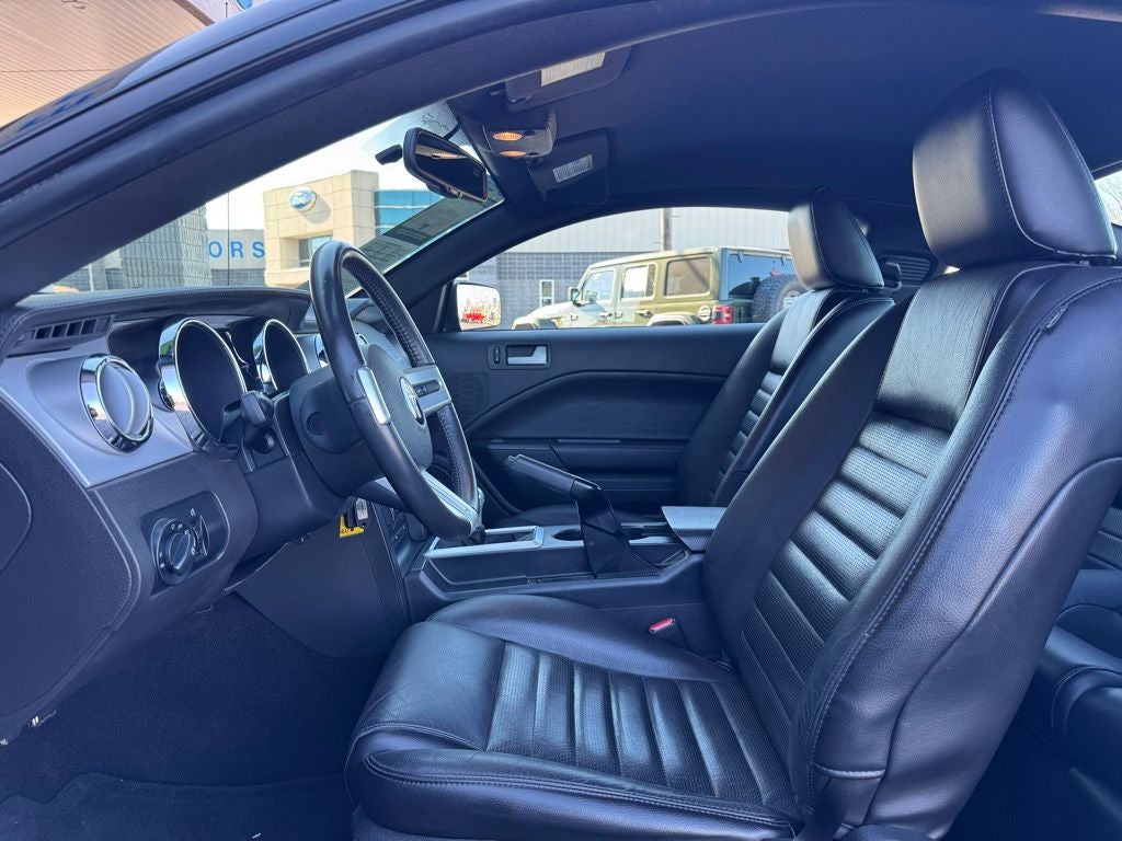 2007 Ford Mustang GT Deluxe