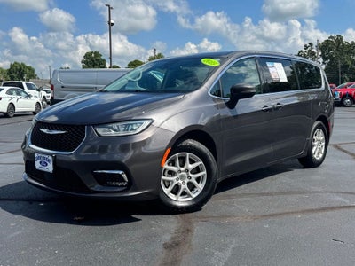2023 Chrysler Pacifica Touring L
