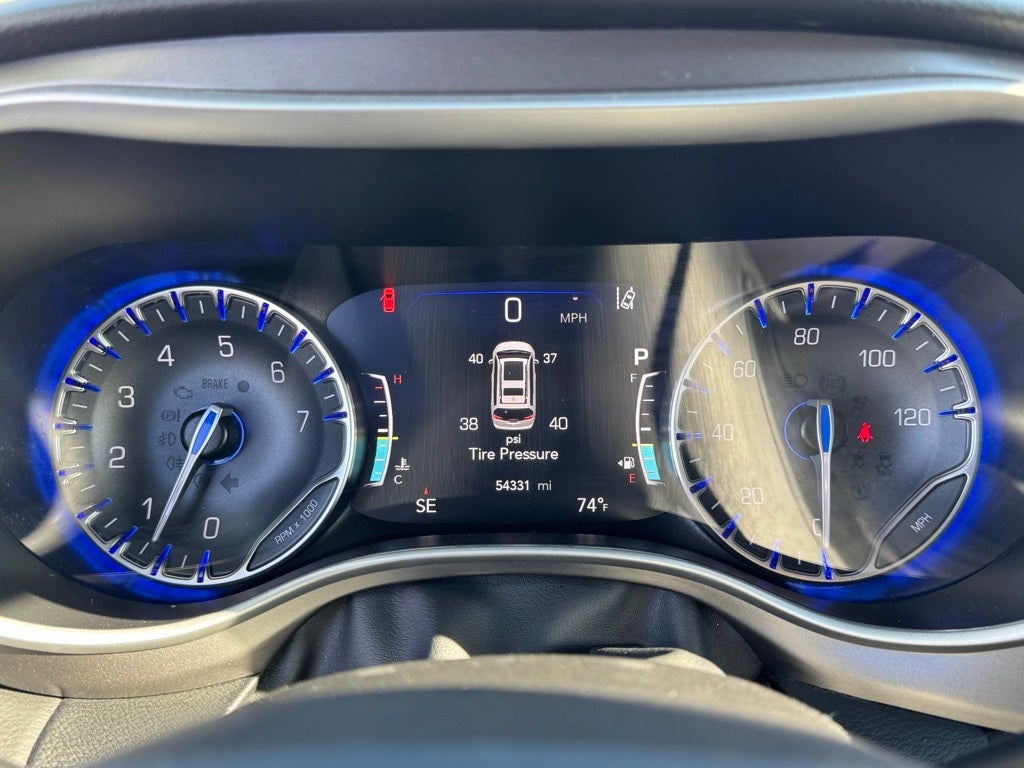 2024 Chrysler Pacifica Touring L