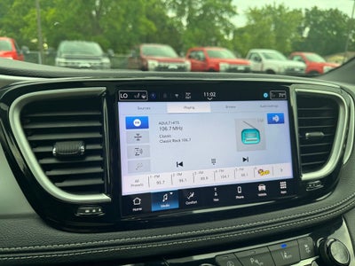 2025 Chrysler Pacifica Limited