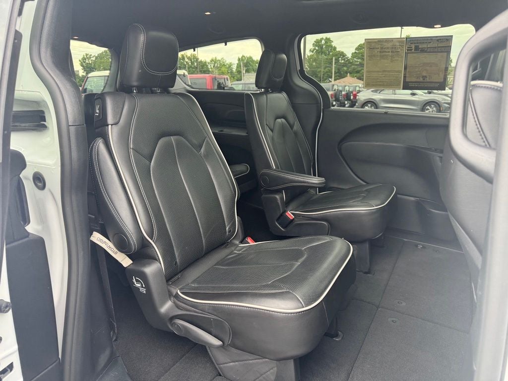 2025 Chrysler Pacifica Limited