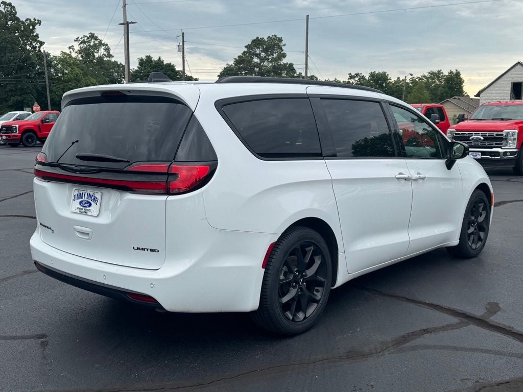 2025 Chrysler Pacifica Limited