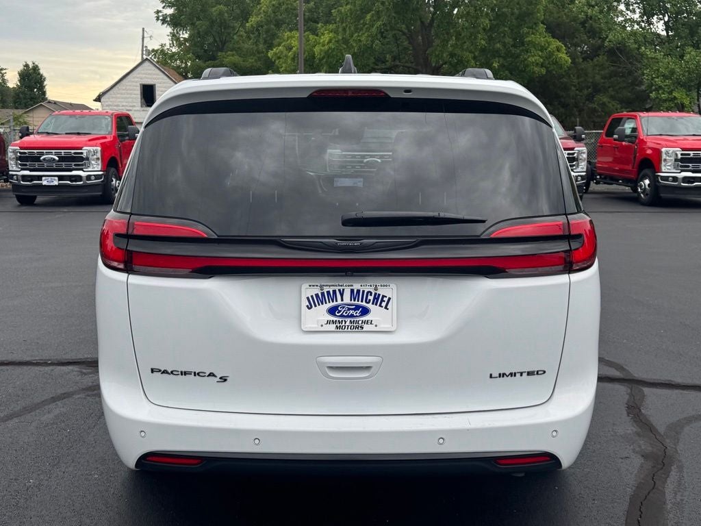 2025 Chrysler Pacifica Limited