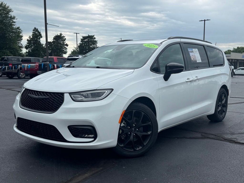 2025 Chrysler Pacifica Limited