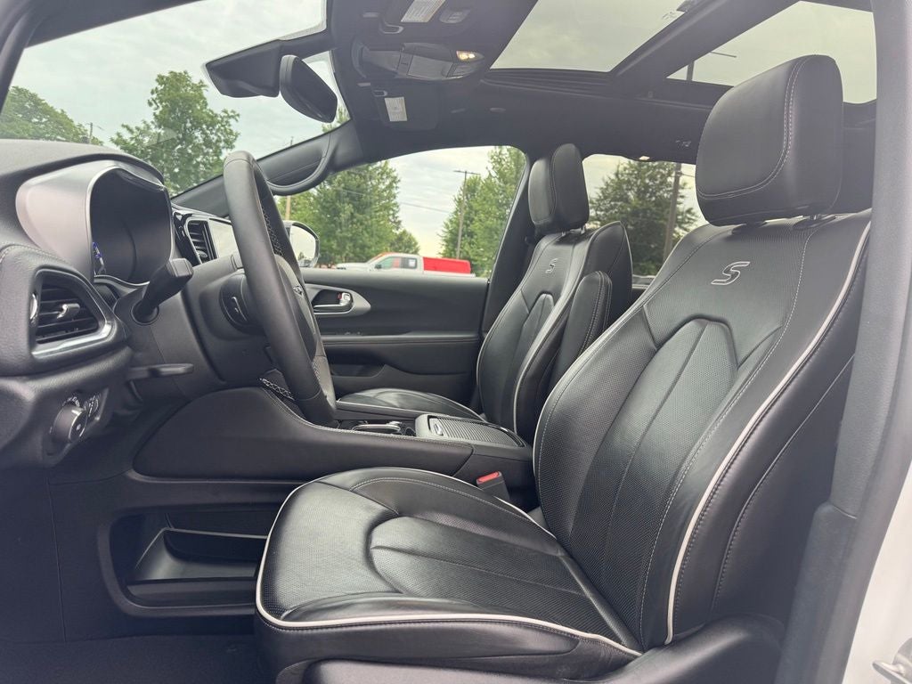 2025 Chrysler Pacifica Limited