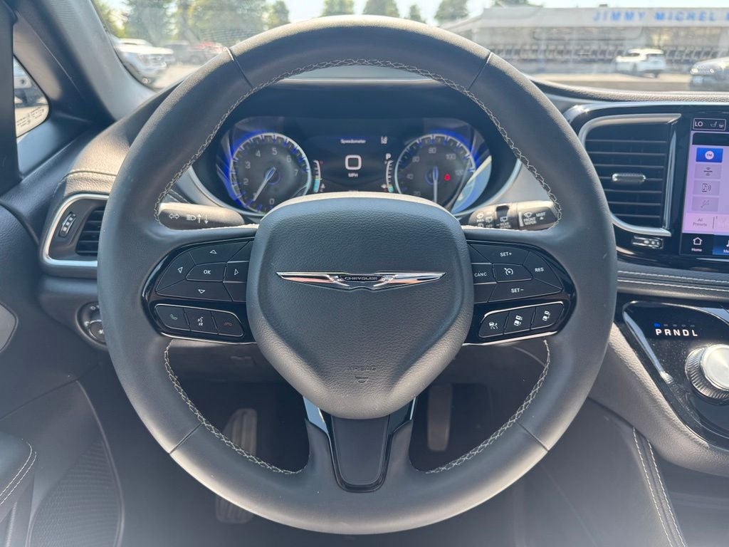 2025 Chrysler Pacifica Limited