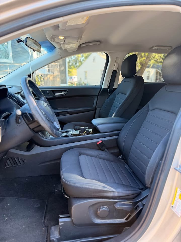 2017 Ford Edge SE