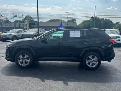 2025 Toyota RAV4 XLE