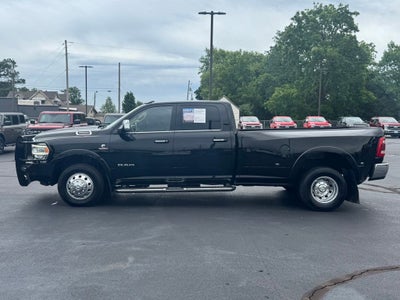 2022 RAM 3500 Laramie