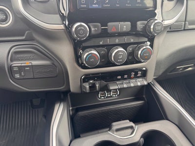 2024 RAM 3500 Big Horn NIGHT EDITION DUALLY