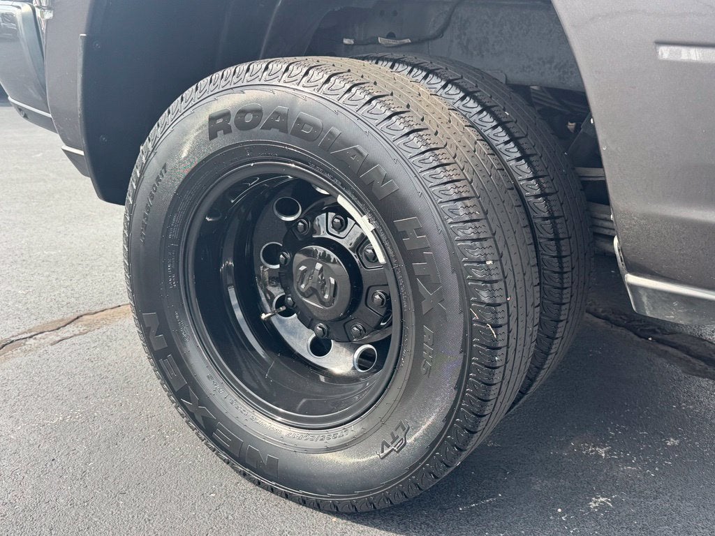 2024 RAM 3500 Big Horn NIGHT EDITION DUALLY