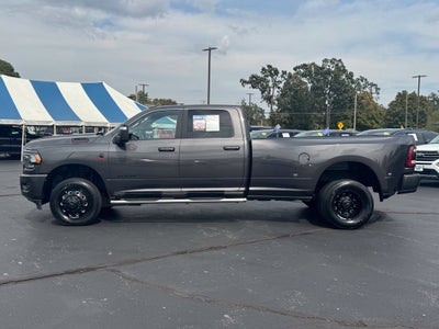 2024 RAM 3500 Big Horn NIGHT EDITION DUALLY