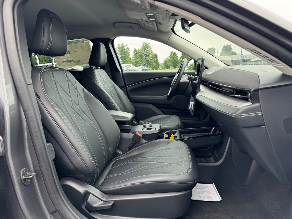 2023 Ford Mustang Mach-E Select