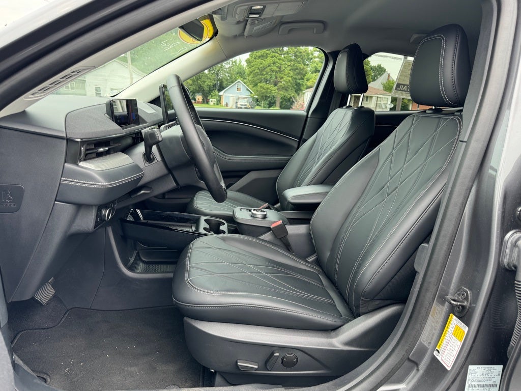 2023 Ford Mustang Mach-E Select