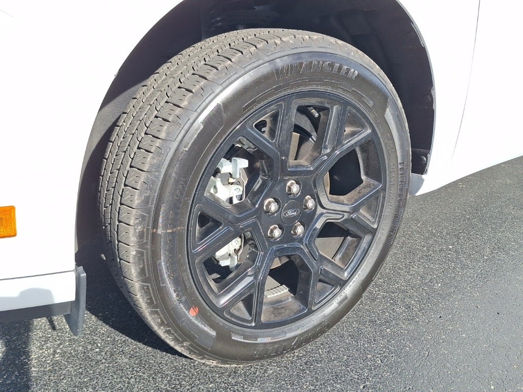 2025 Ford Maverick Lobo Standard