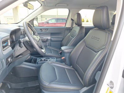 2025 Ford Maverick Lobo Standard