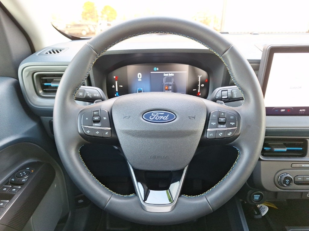 2025 Ford Maverick Lobo Standard