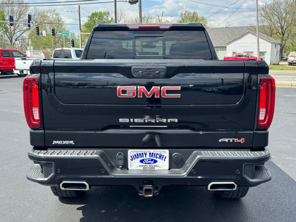 2021 GMC Sierra 1500 AT4