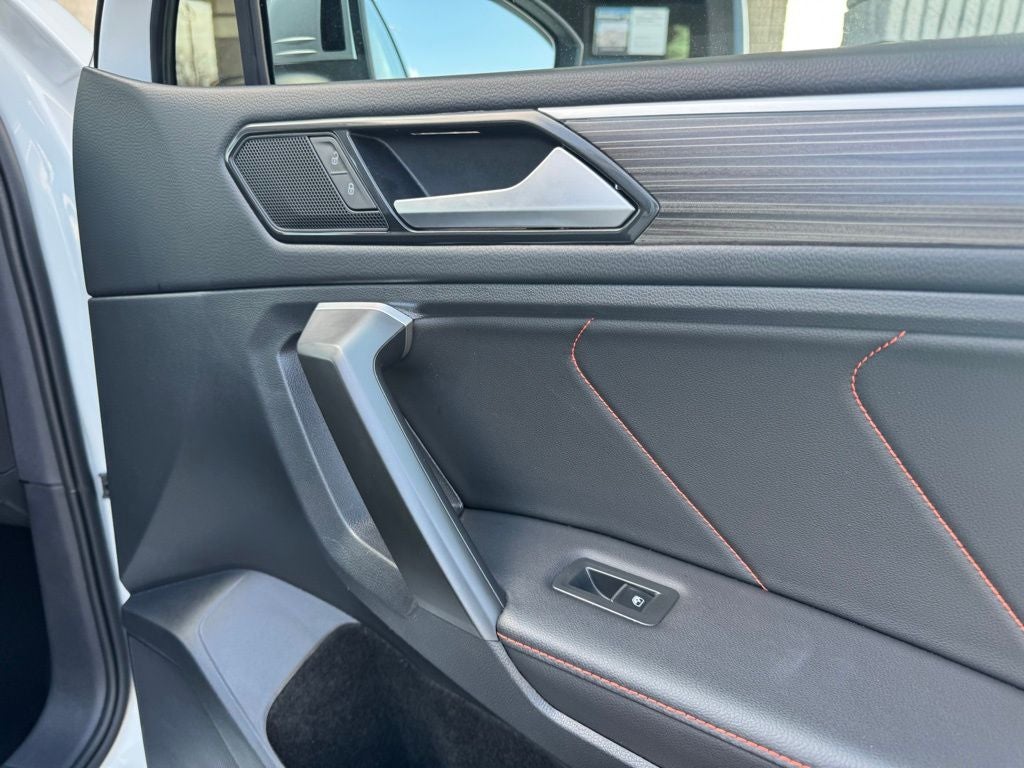 2024 Volkswagen Tiguan 2.0T Wolfsburg Edition