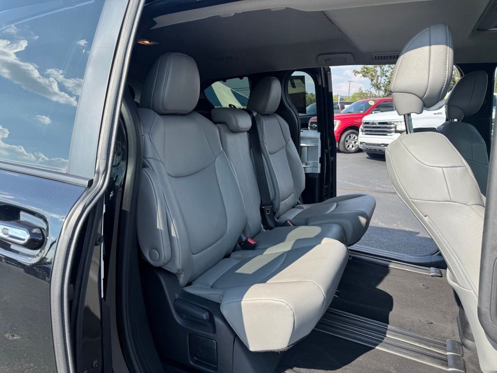 2026 Toyota Sienna XLE 8 Passenger