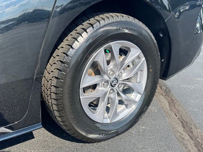 2026 Toyota Sienna XLE 8 Passenger